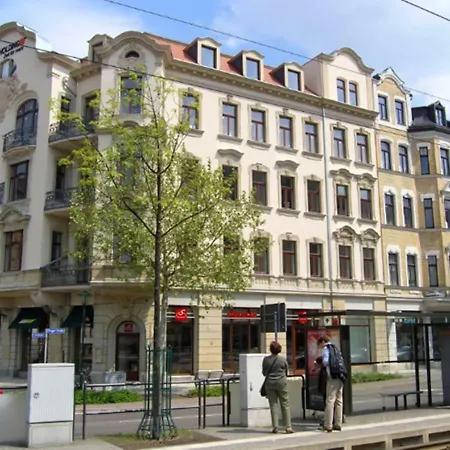 Mitten In 1 Lejlighed